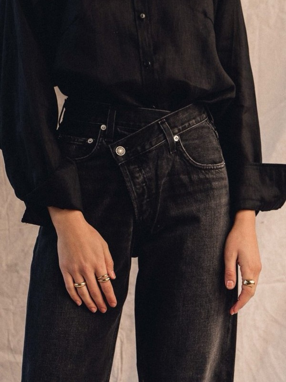 AGOLDE Criss Cross Jean - Savage - Picture 2 of 11